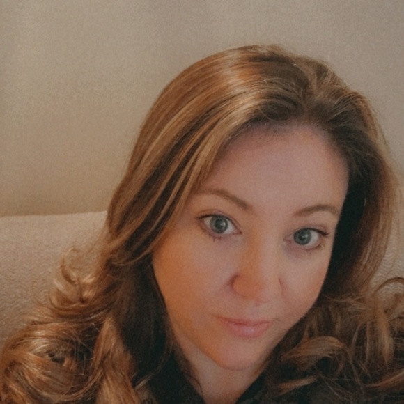 Meet your Posher, Chloe - Picture 1 of 1